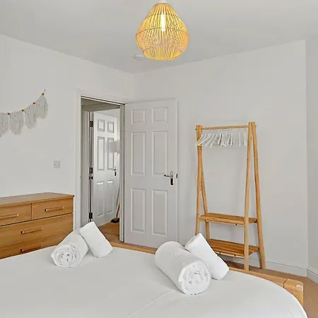 Pentire Point - Coastal Penthouse, Beaches, River & Restaurants Within Short Walk Lejlighed New Quay